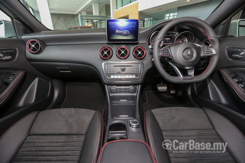 Mercedes-Benz A-Class W176 Facelift (2016) Interior