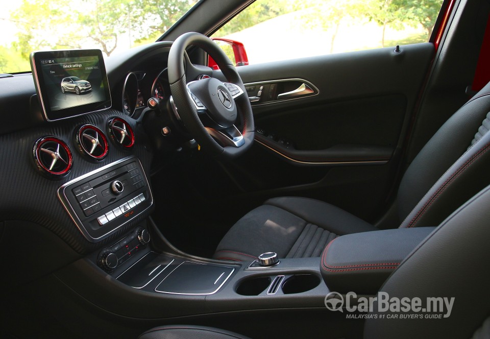 Mercedes-Benz A-Class W176 Facelift (2016) Interior