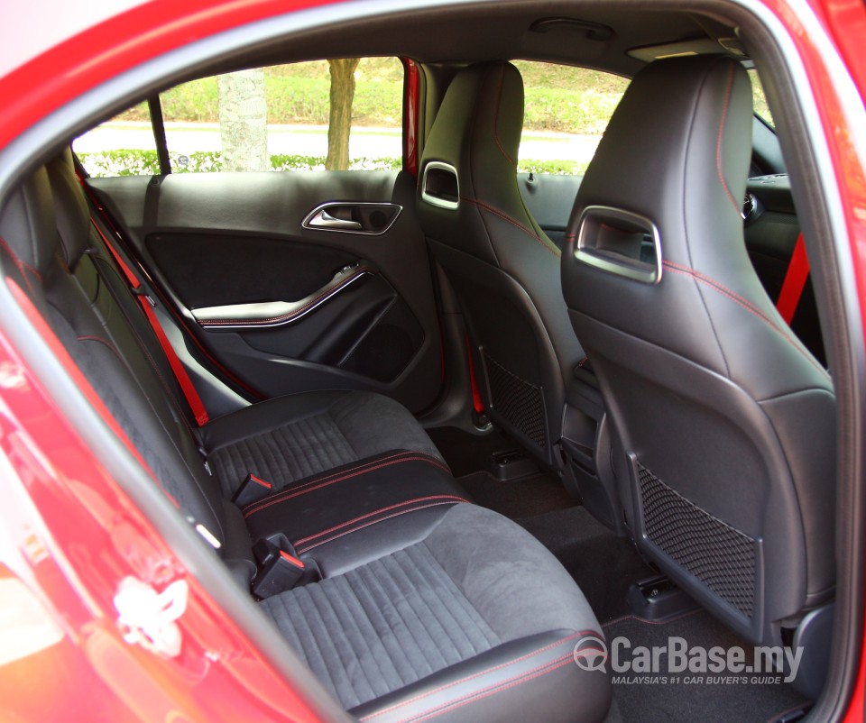 Mercedes-Benz A-Class W176 Facelift (2016) Interior