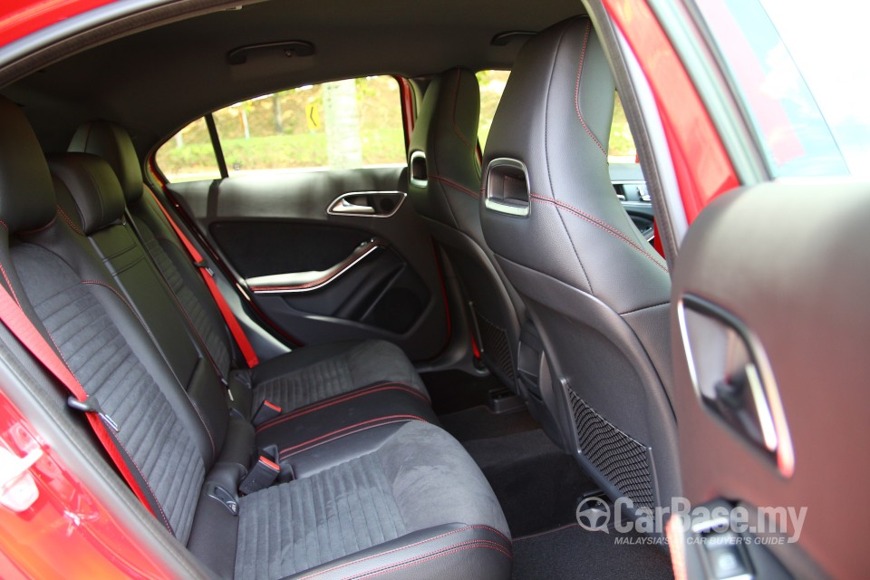 Mercedes-Benz A-Class W176 Facelift (2016) Interior