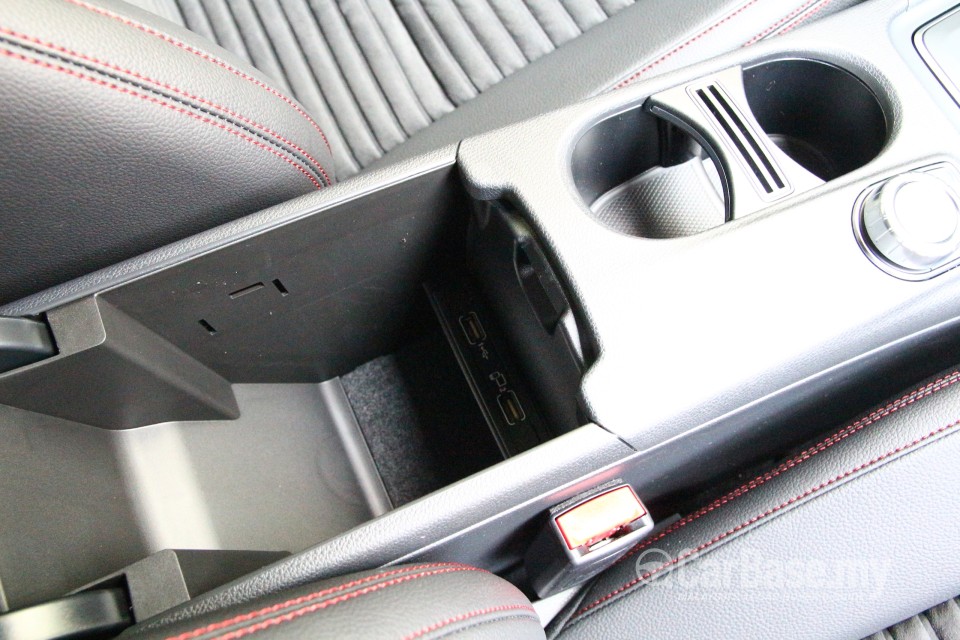 Mercedes-Benz A-Class W176 Facelift (2016) Interior