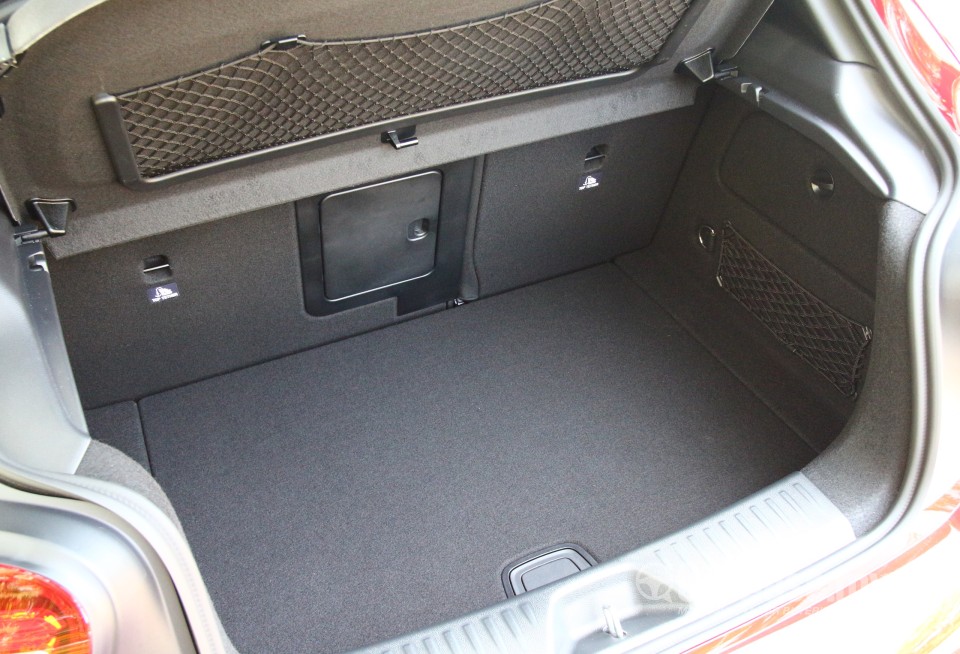 Mercedes-Benz A-Class W176 Facelift (2016) Interior