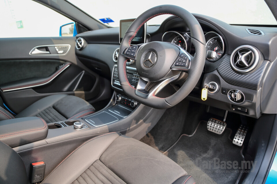 Mercedes-Benz AMG C-Class W205 AMG Facelift (2018) Interior