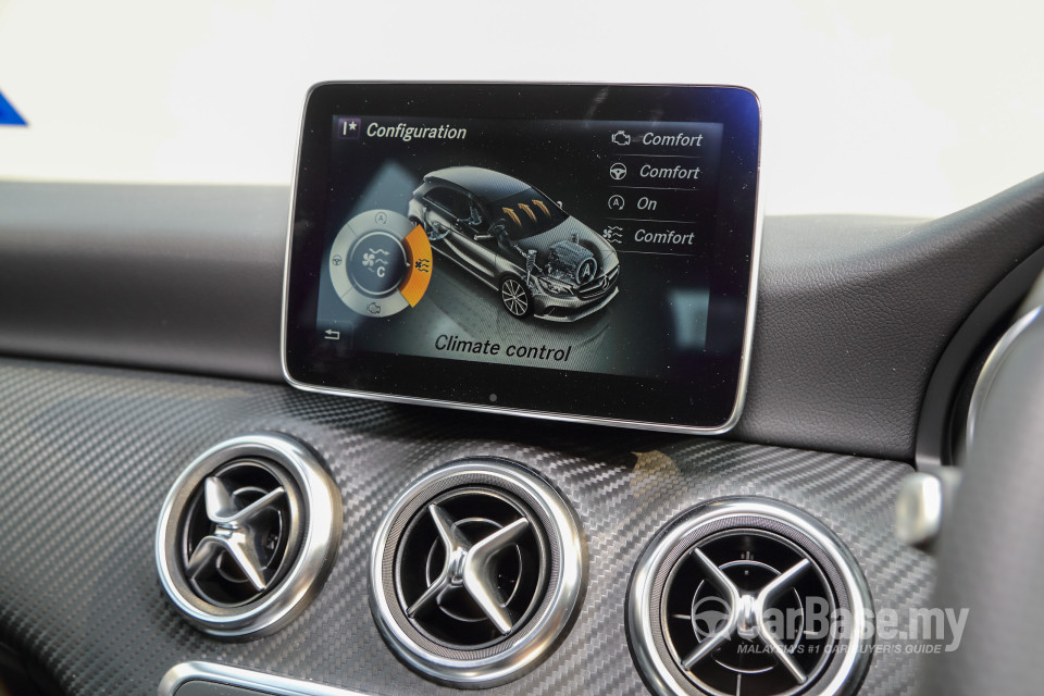 Mercedes-Benz A-Class W176 Facelift (2016) Interior