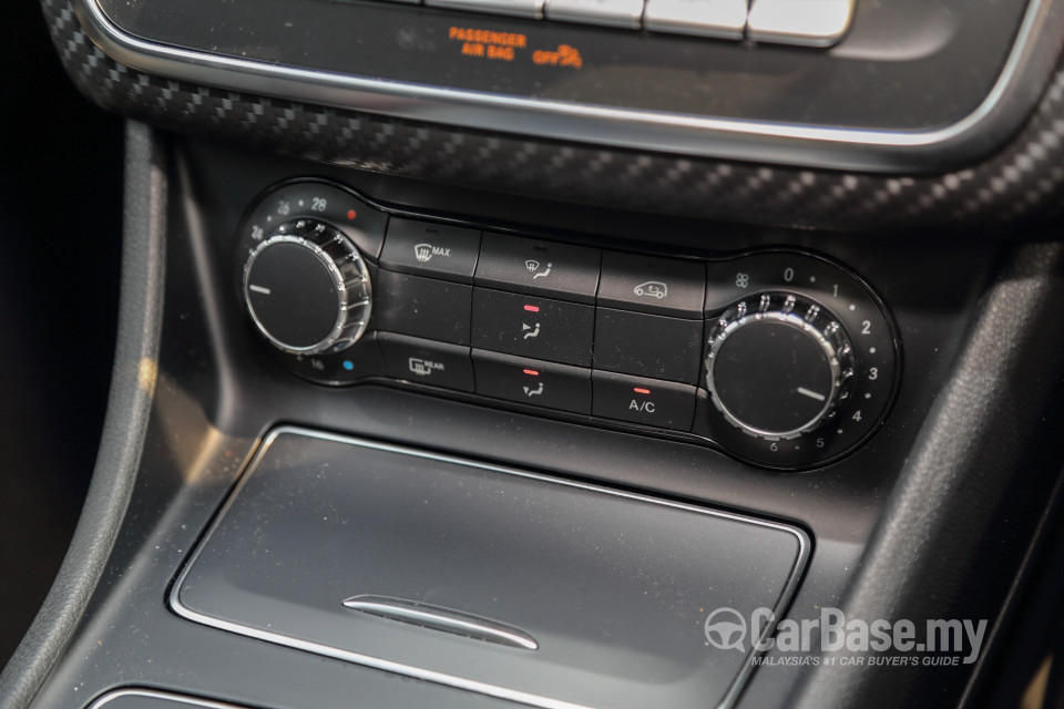 Mercedes-Benz A-Class W176 Facelift (2016) Interior