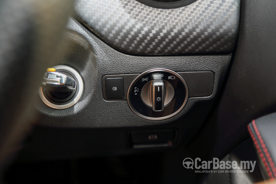 Mercedes-Benz A-Class W176 Facelift (2016) Interior
