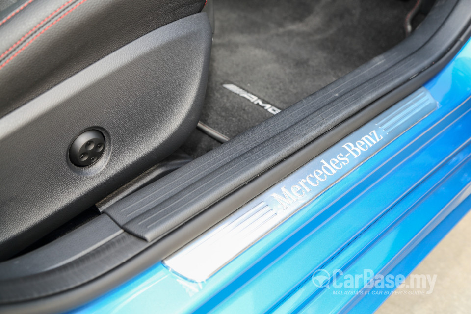 Mercedes-Benz A-Class W176 Facelift (2016) Interior