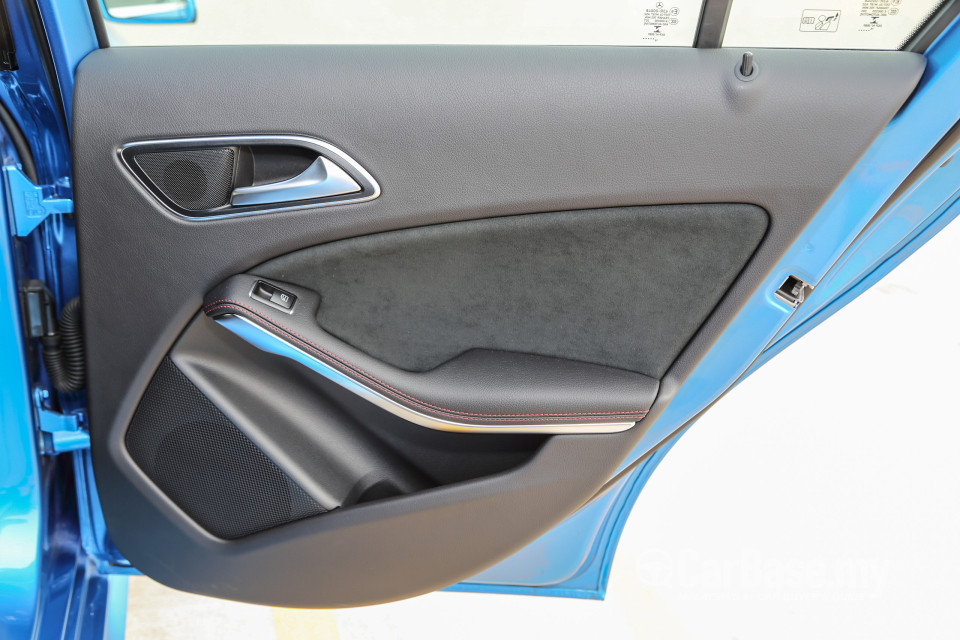 Mercedes-Benz A-Class W176 Facelift (2016) Interior