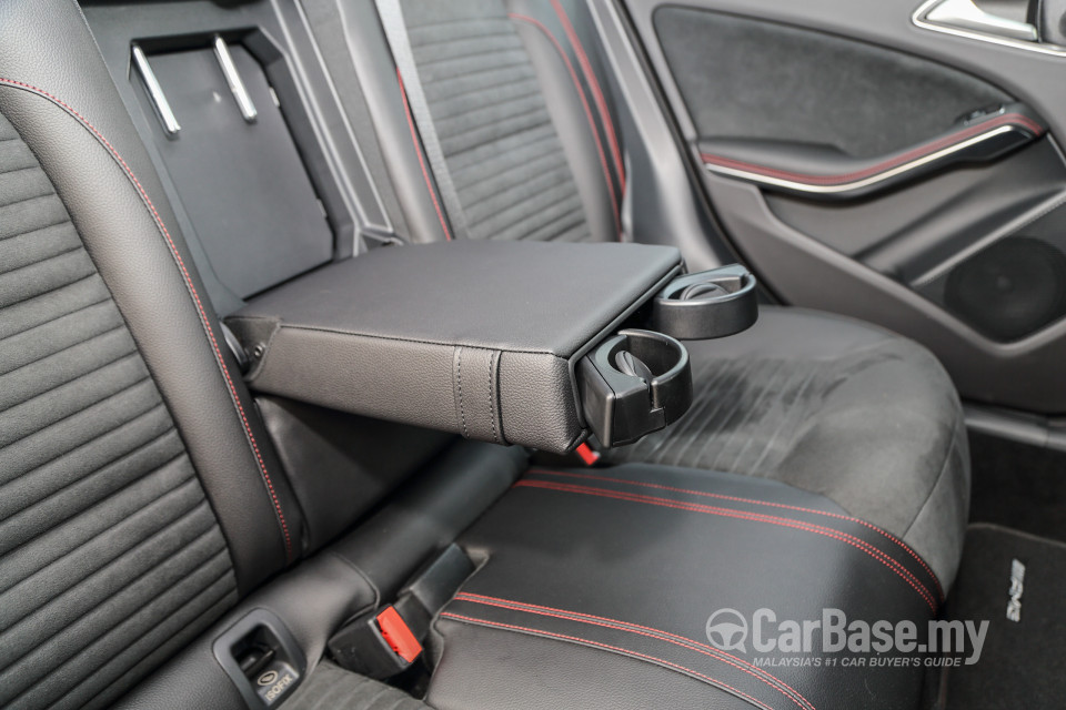 Mercedes-Benz A-Class W176 Facelift (2016) Interior