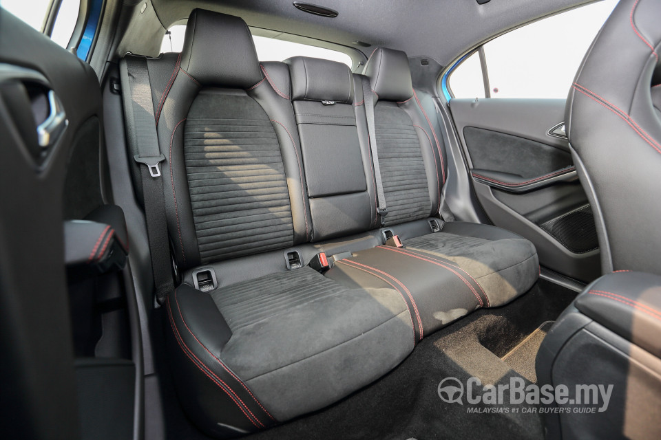Mercedes-Benz A-Class W176 Facelift (2016) Interior