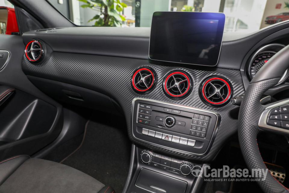 Mercedes-Benz A-Class W176 Facelift (2016) Interior