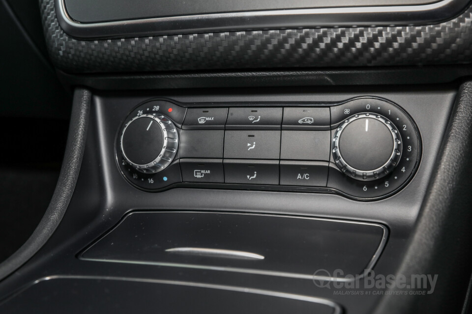 Mazda MX-5 ND (2015) Interior