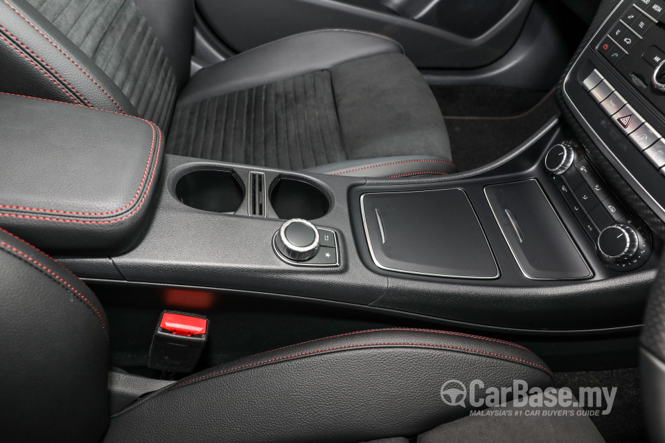 Mercedes-Benz A-Class W176 Facelift (2016) Interior