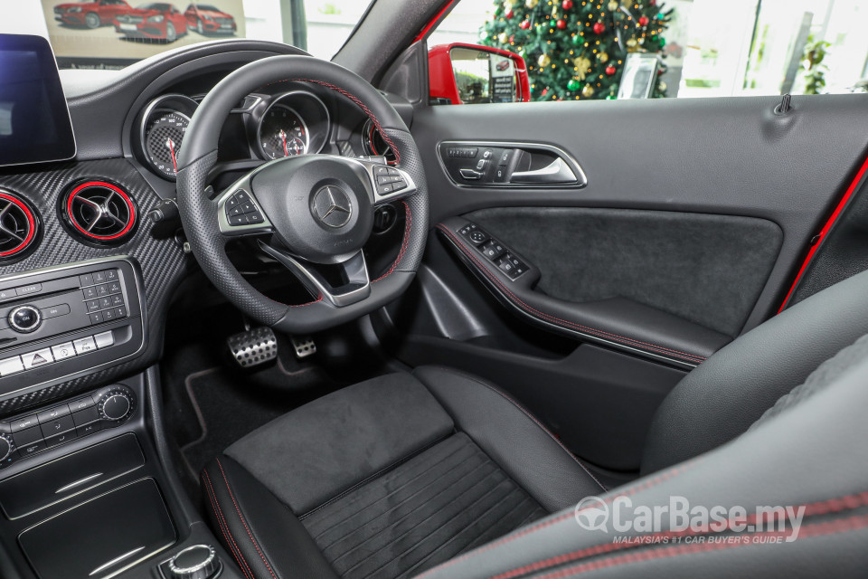 Mercedes-Benz A-Class W176 Facelift (2016) Interior
