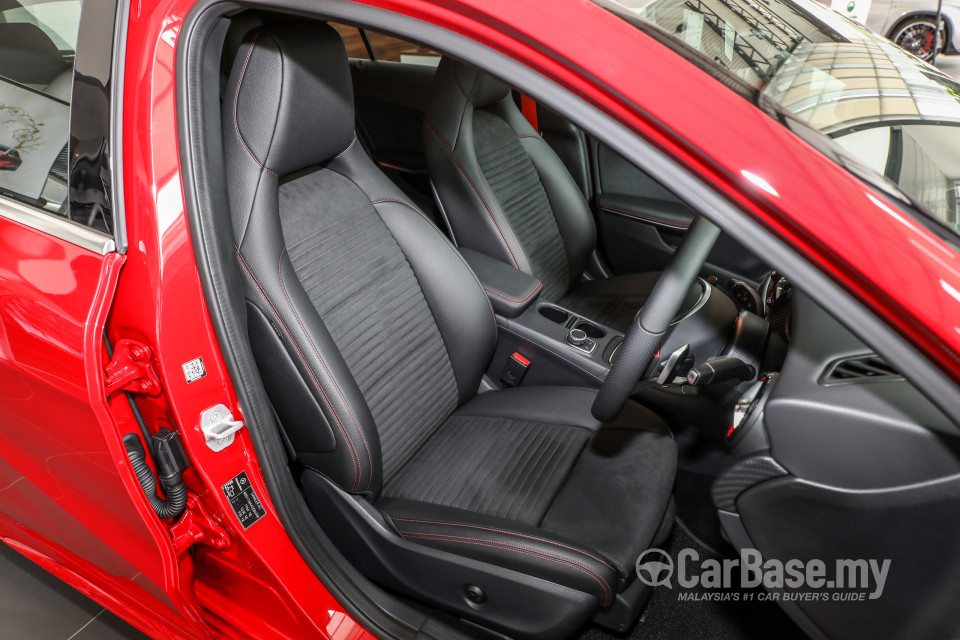 Mercedes-Benz A-Class W176 Facelift (2016) Interior