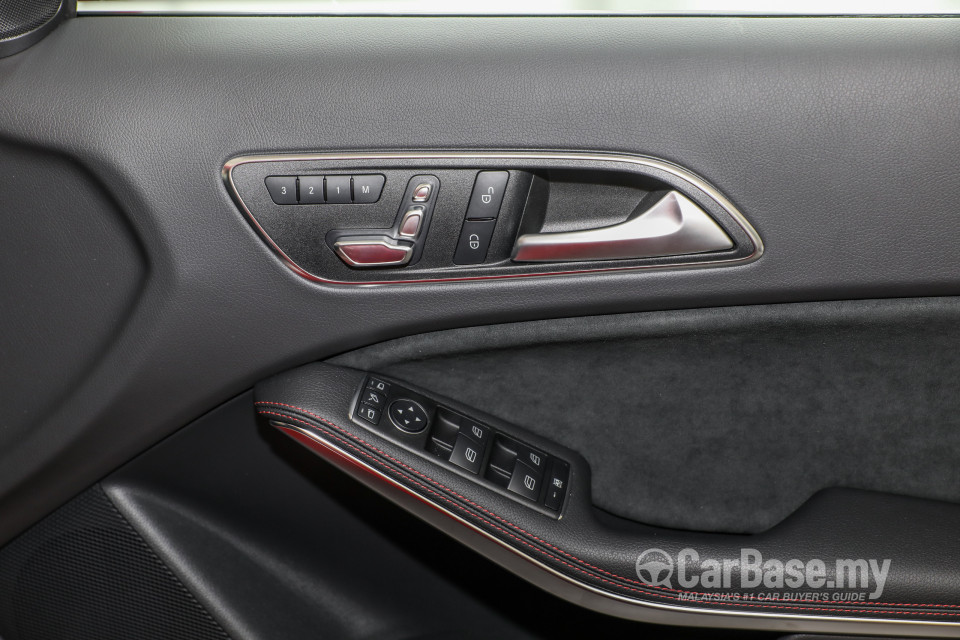 Mercedes-Benz A-Class W176 Facelift (2016) Interior