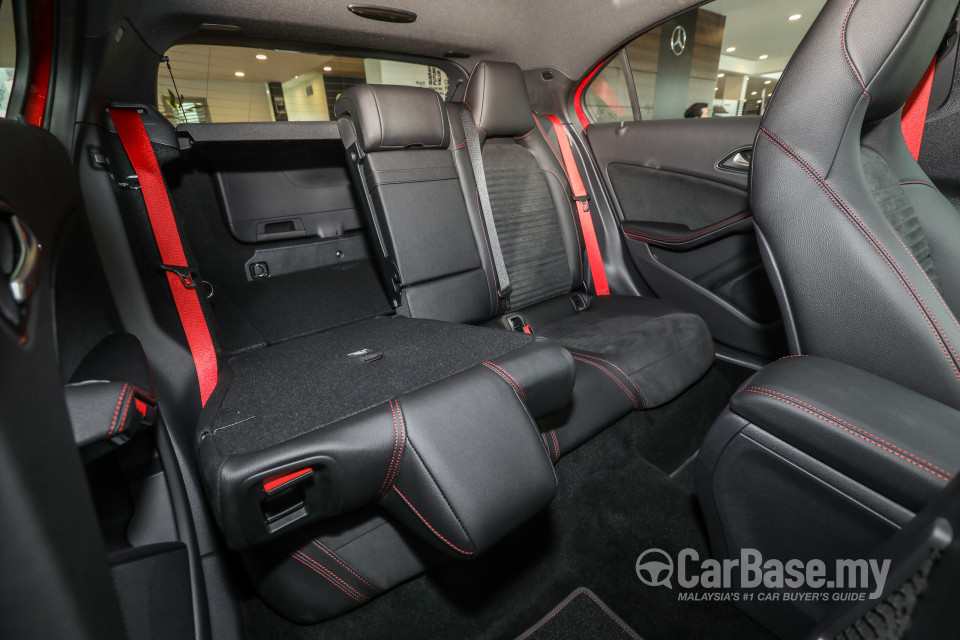 Mercedes-Benz A-Class W176 Facelift (2016) Interior