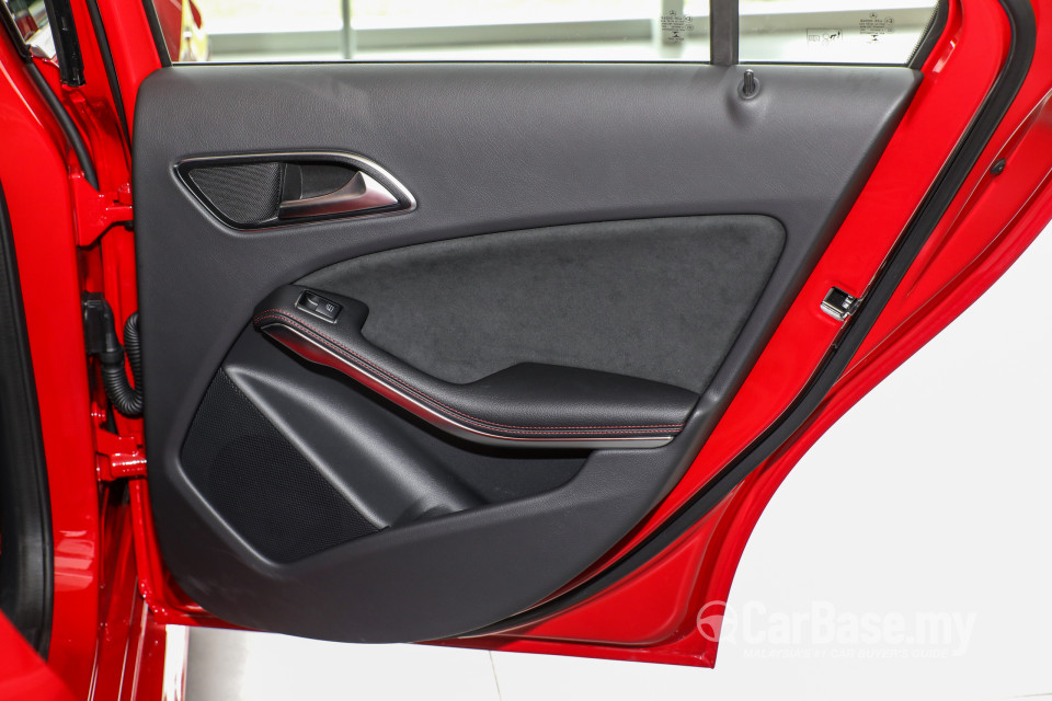 Mercedes-Benz A-Class W176 Facelift (2016) Interior