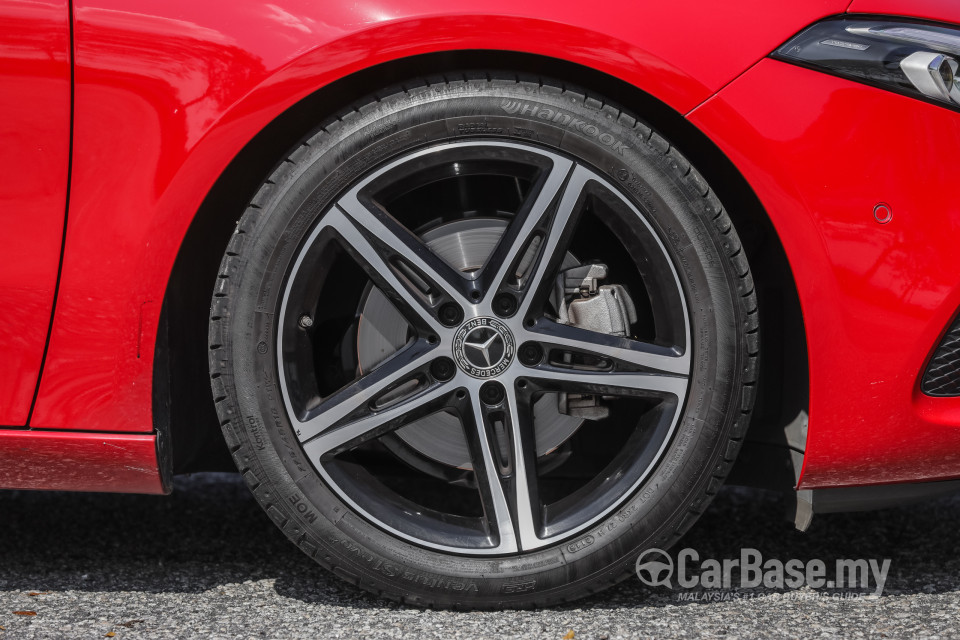 Mercedes-Benz A-Class W177 (2018) Exterior