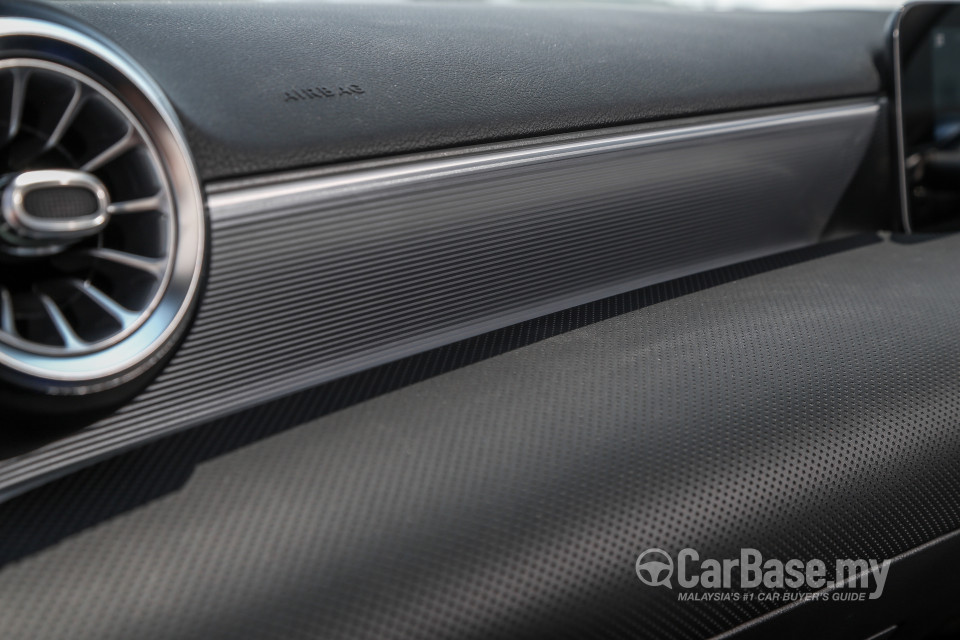 Mercedes-Benz A-Class W177 (2018) Interior