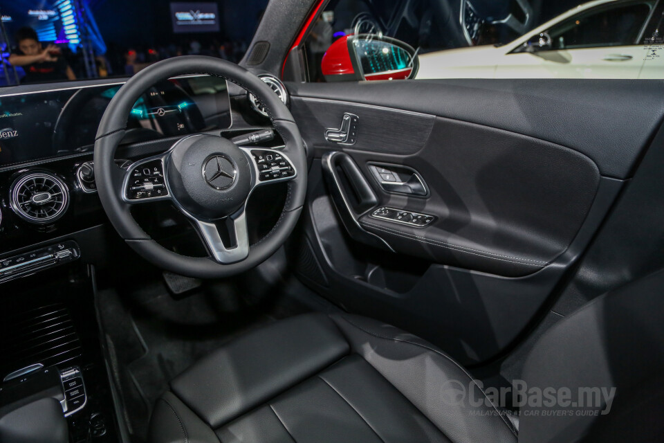 Honda Civic FC (2016) Interior