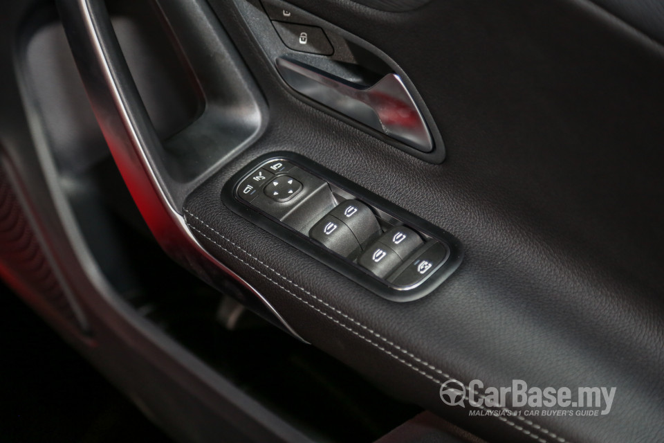 Mercedes-Benz A-Class W177 (2018) Interior