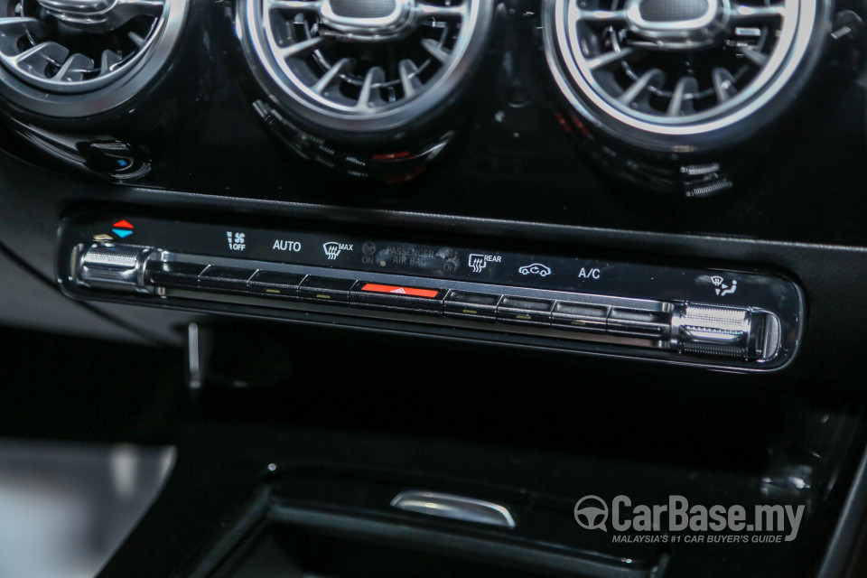 Mercedes-Benz A-Class W177 (2018) Interior