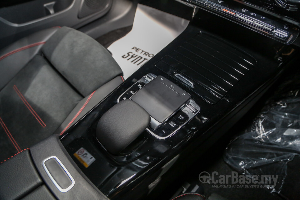 Mazda MX-5 ND (2015) Interior