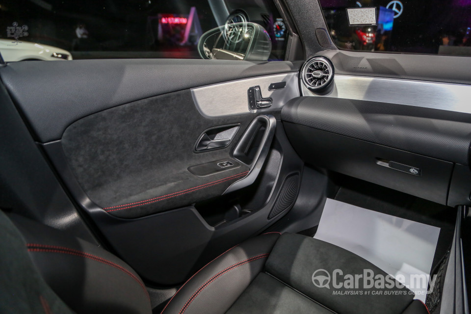 Mercedes-Benz A-Class W177 (2018) Interior