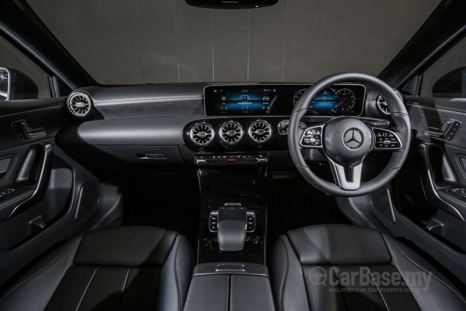 Mazda MX-5 ND (2015) Interior