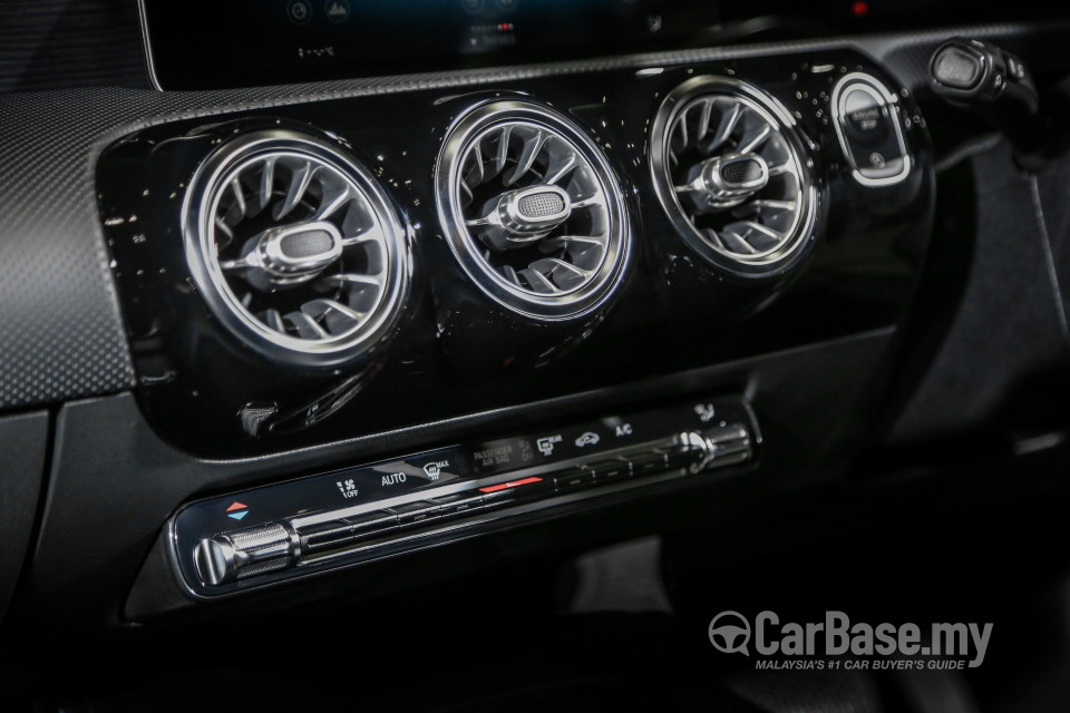 Mercedes-Benz A-Class W177 (2018) Interior