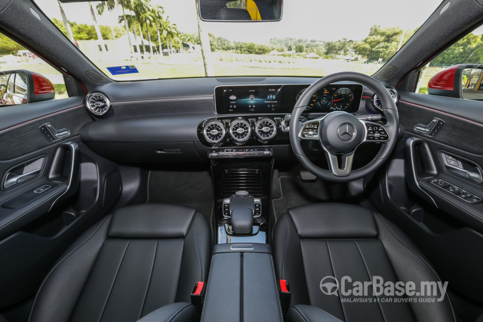 Mercedes-Benz A-Class W177 (2018) Interior