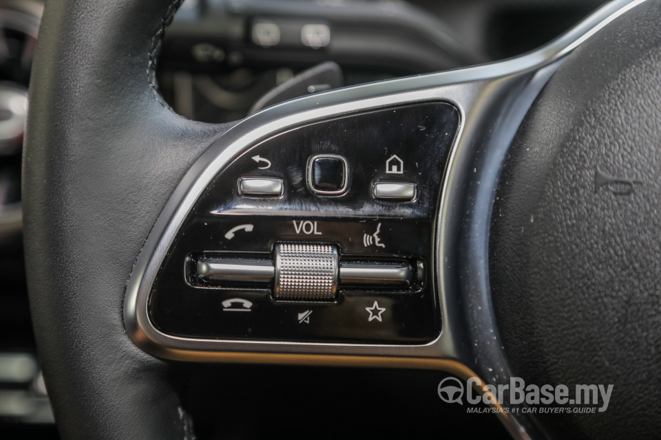 Mercedes-Benz A-Class W177 (2018) Interior