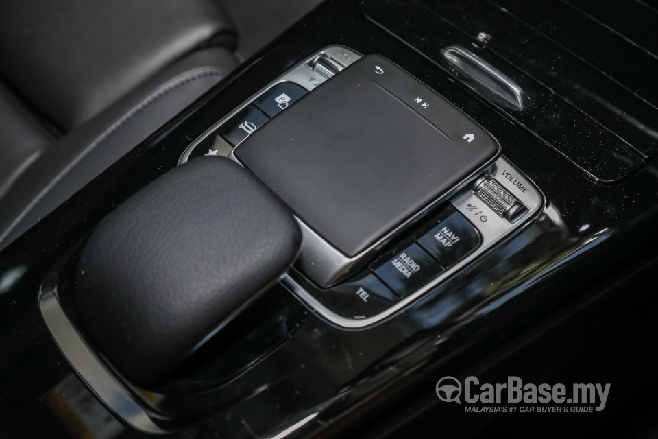 Mercedes-Benz A-Class W177 (2018) Interior