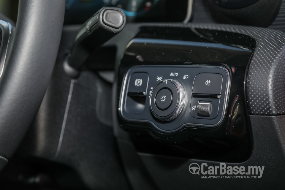 Mercedes-Benz A-Class W177 (2018) Interior
