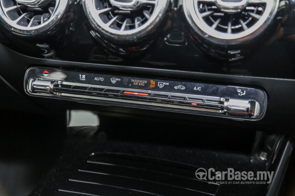 Mercedes-Benz A-Class W177 (2018) Interior