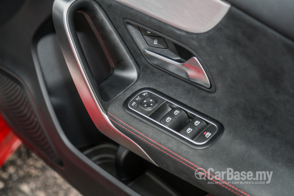 Mercedes-Benz A-Class W177 (2018) Interior