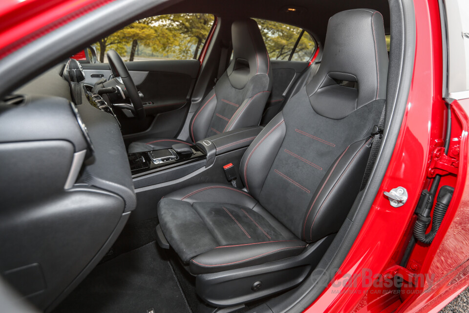 Toyota Fortuner AN160 (2016) Interior