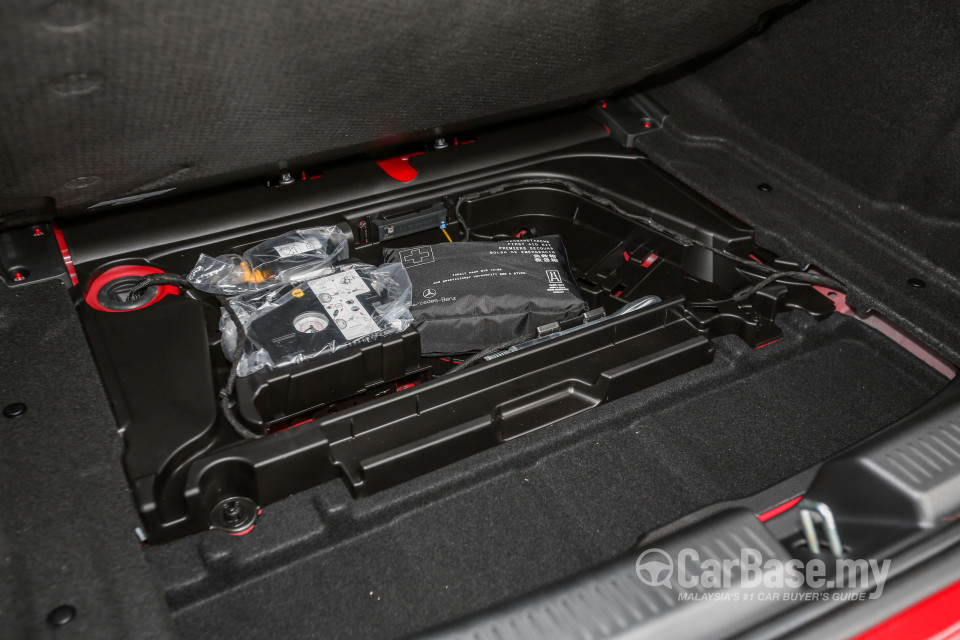 Mercedes-Benz A-Class W177 (2018) Interior