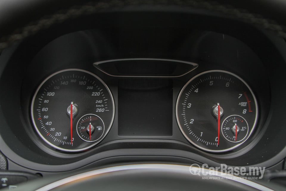 Mercedes-Benz B-Class W246 Facelift (2015) Interior