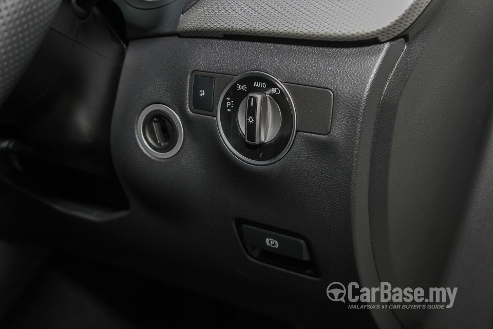Mercedes-Benz B-Class W246 Facelift (2015) Interior