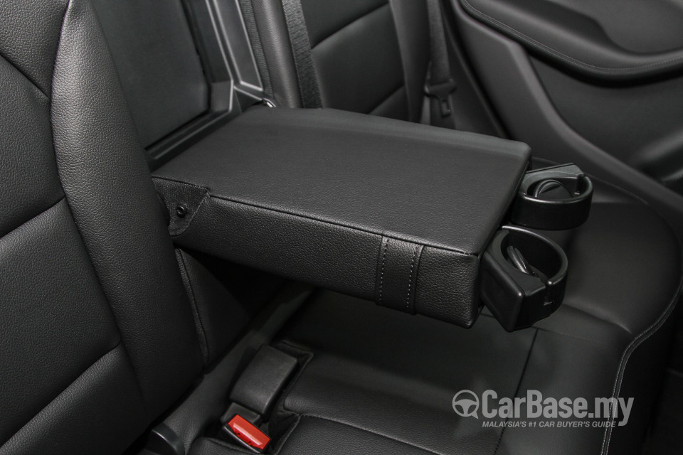 Mercedes-Benz B-Class W246 Facelift (2015) Interior