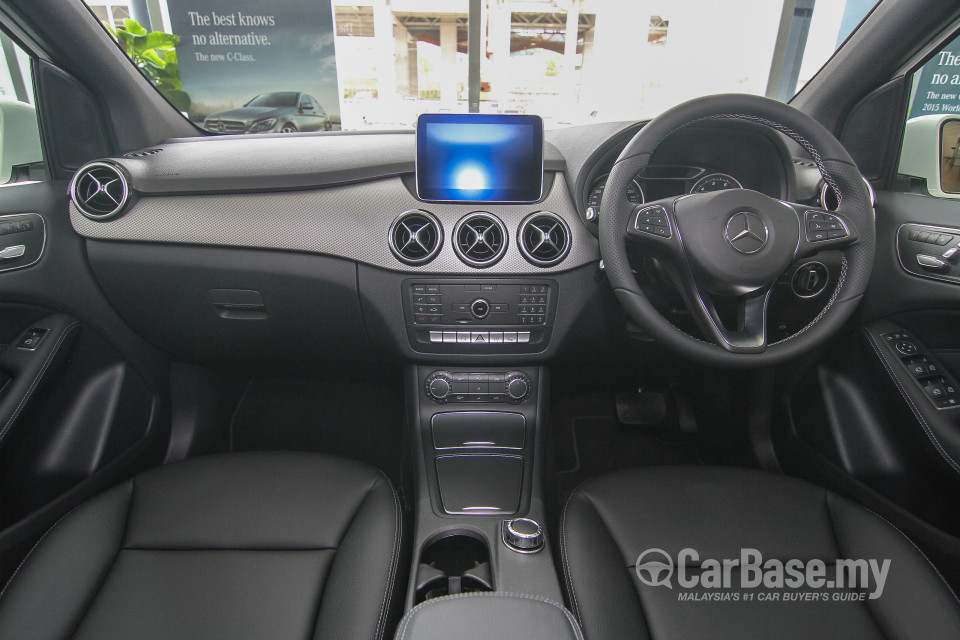 Mercedes-Benz B-Class W246 Facelift (2015) Interior