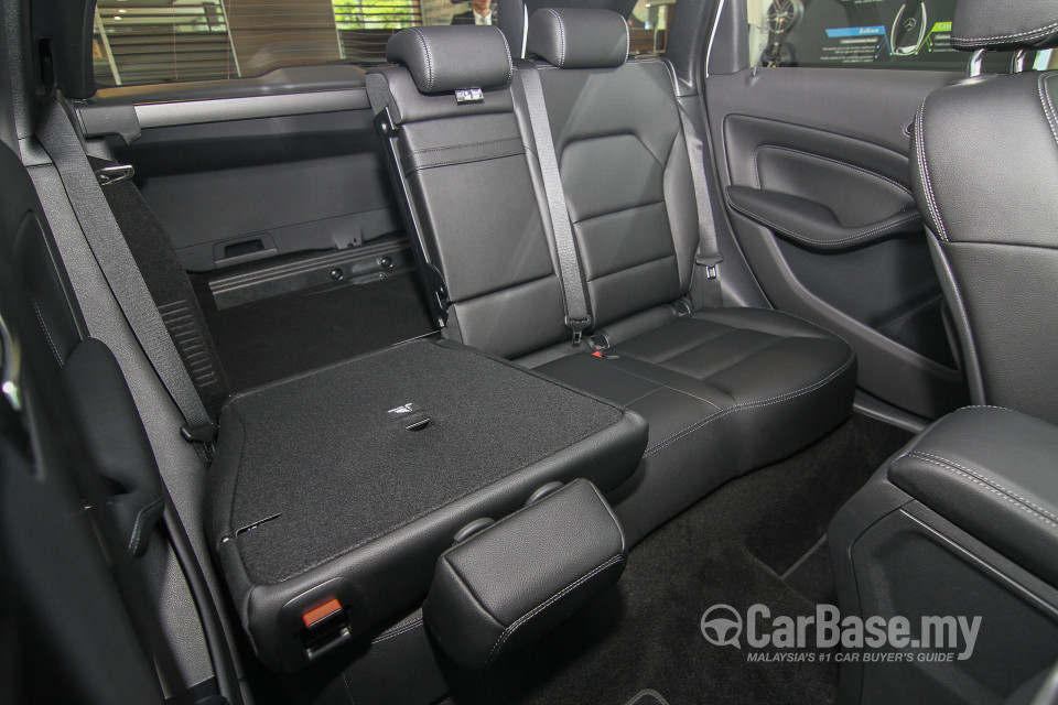 Mercedes-Benz B-Class W246 Facelift (2015) Interior