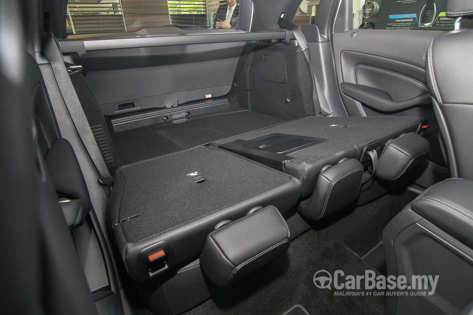 Mercedes-Benz B-Class W246 Facelift (2015) Interior
