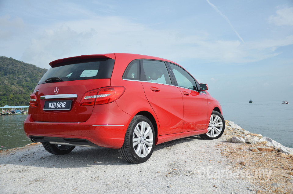 Mercedes-Benz B-Class W246 (2012) Exterior
