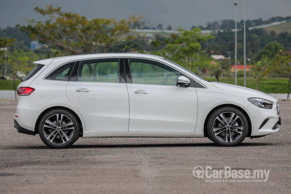Mercedes-Benz B-Class W247 (2019) Exterior