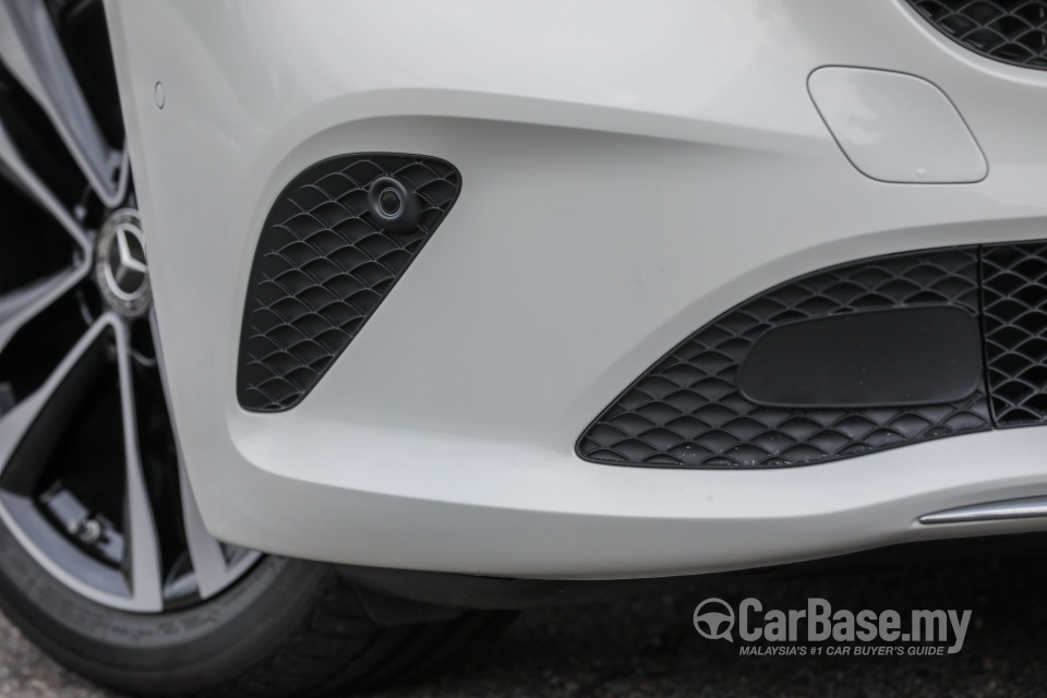 Mercedes-Benz B-Class W247 (2019) Exterior