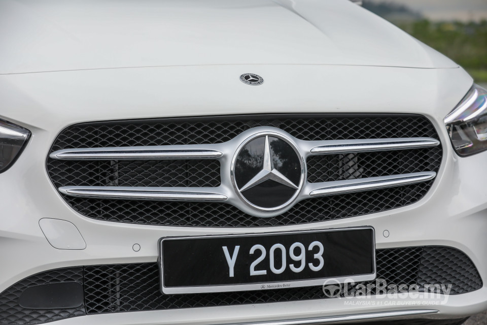 Mercedes-Benz B-Class W247 (2019) Exterior