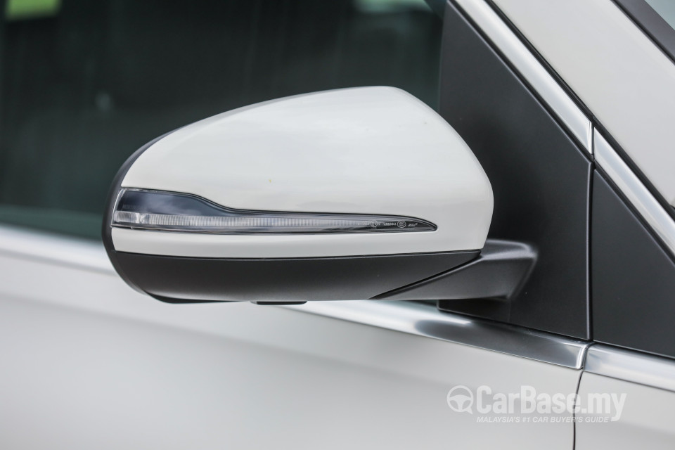 Mercedes-Benz B-Class W247 (2019) Exterior